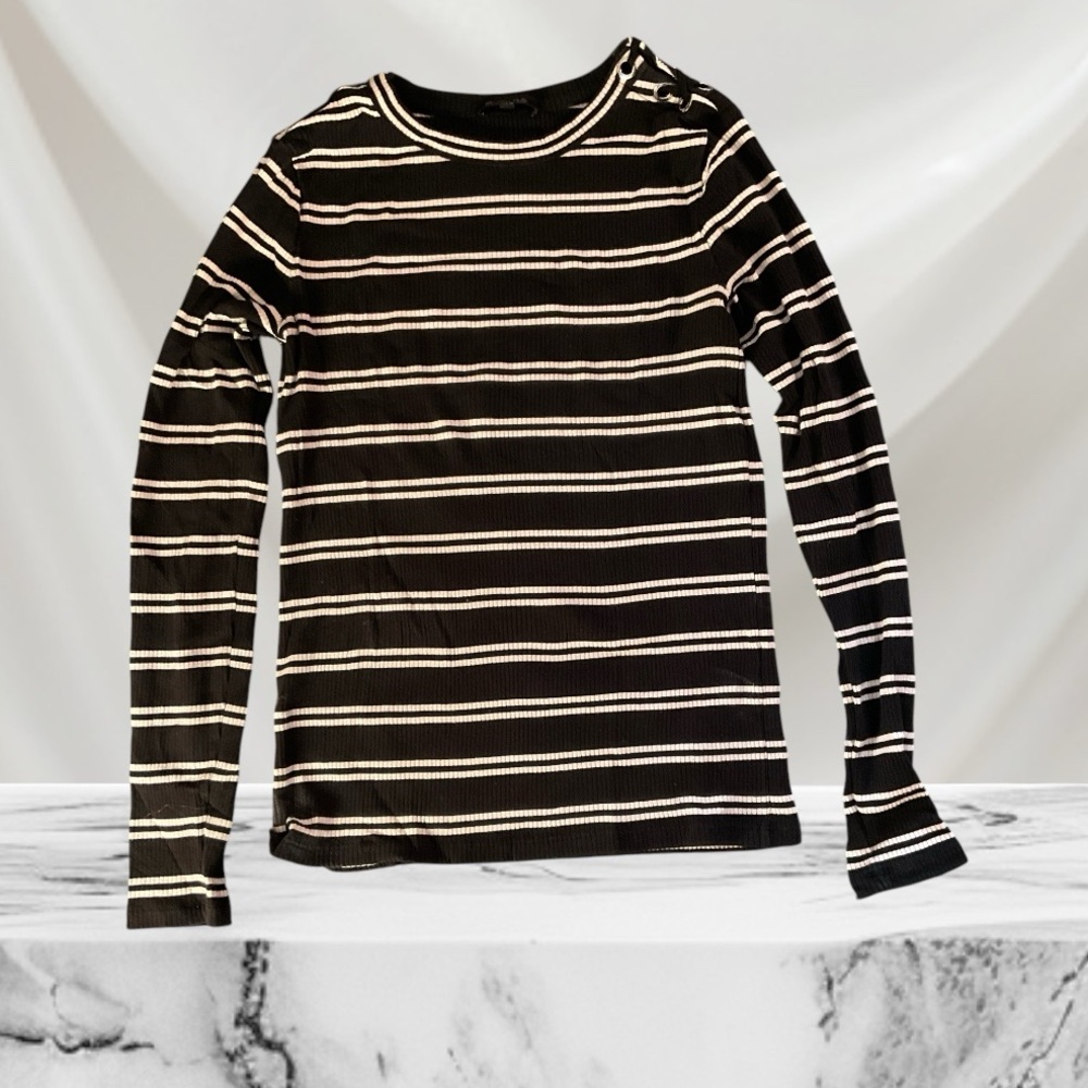 Women’s long sleeve shirt